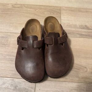 Birkenstock Oiled Leather Bostons